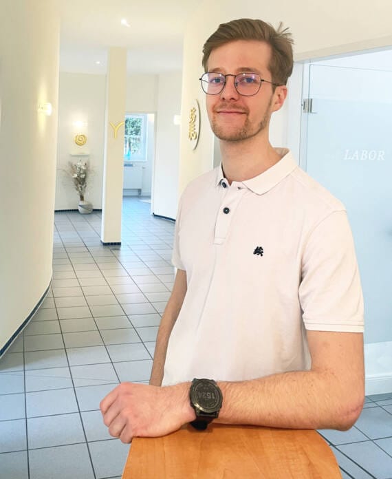 Luca Niederlag im Empfang von ViewMed